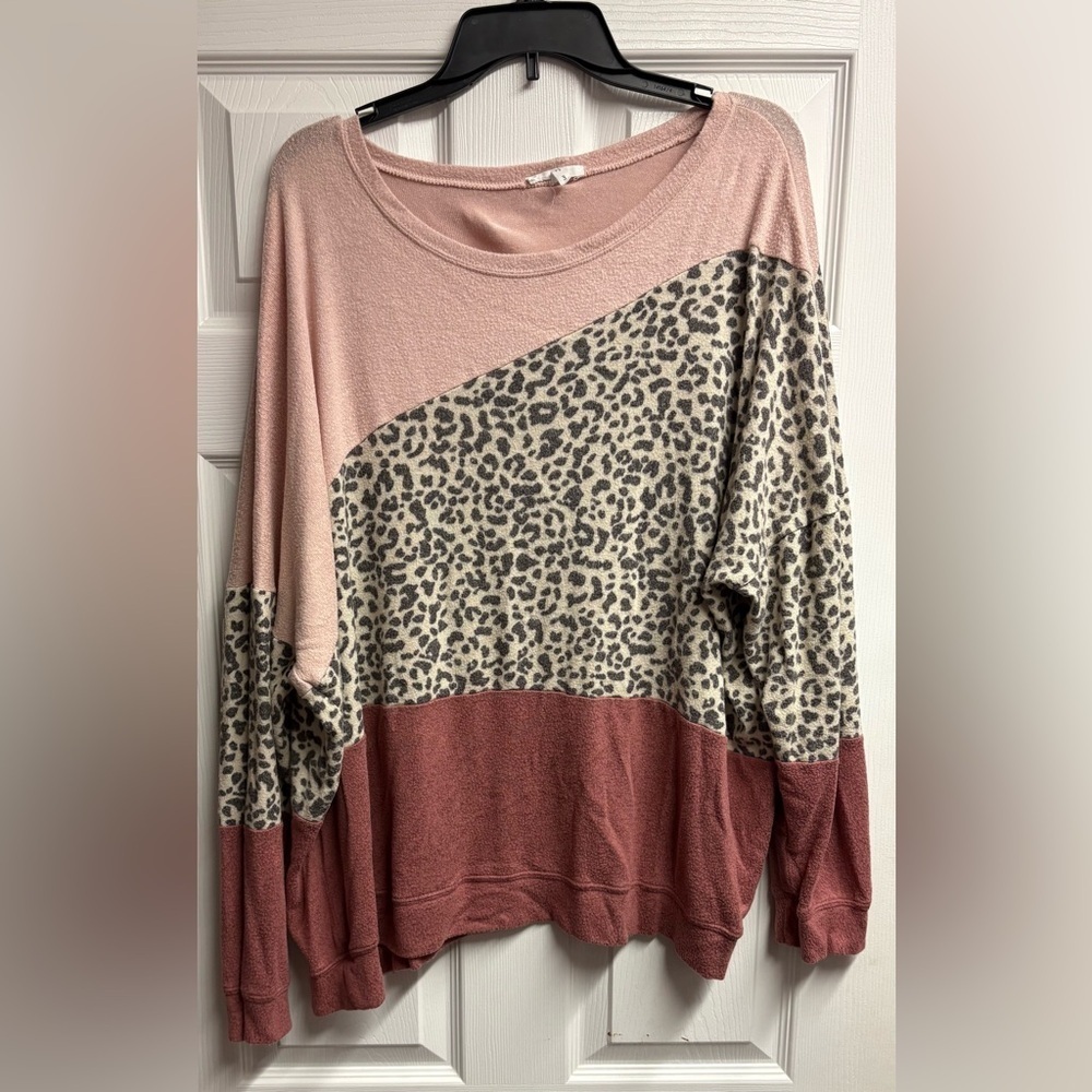 💕 2 For $10 Maurices Colorblock Tunic Top Size 3X
